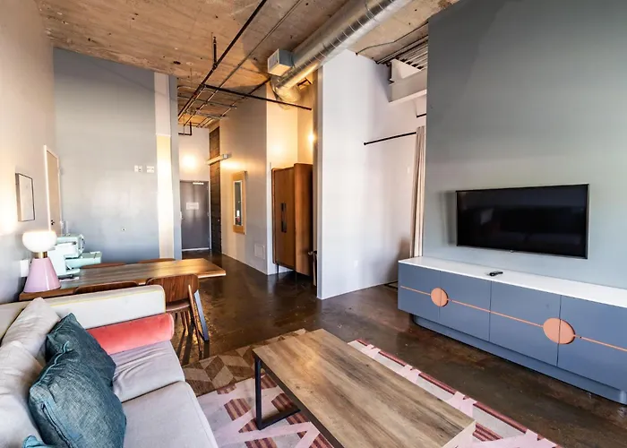 Canvas Hotel Dallas