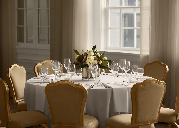 The Stoneleigh, Autograph Collection